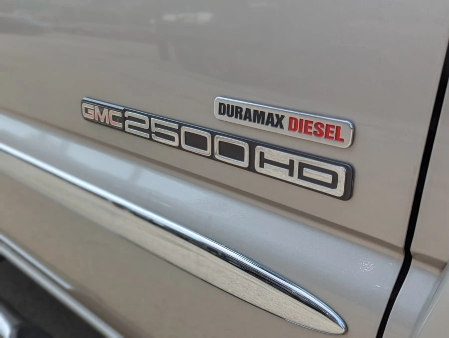 2004 GMC Sierra Heavy Duty 2nd Gen - Image 17 of 31