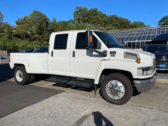 2004 GMC TopKick - Image 3 of 21