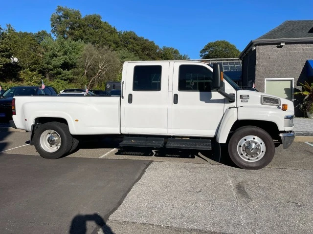 2004 GMC TopKick - Image 5 of 21