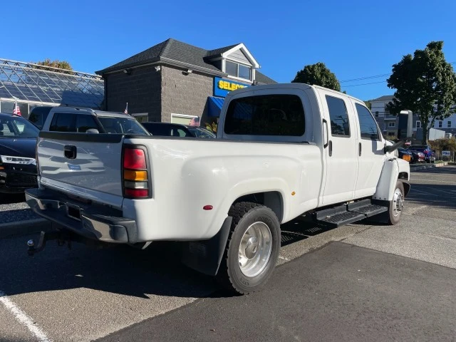 2004 GMC TopKick - Image 10 of 21