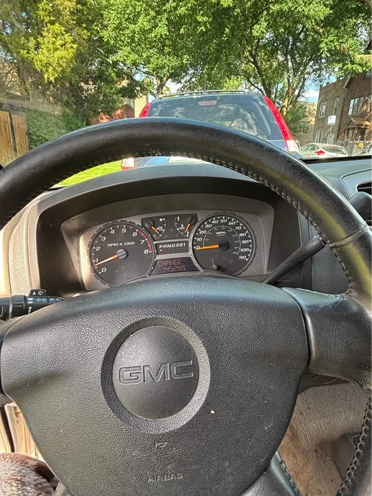 2004 GMC Canyon 1st Gen - Image 2 of 3