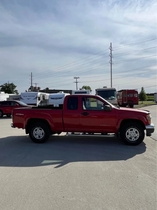 2004 GMC Canyon 1st Gen - Image 4 of 9