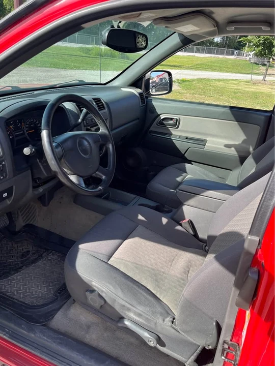 2004 GMC Canyon 1st Gen - Image 6 of 9
