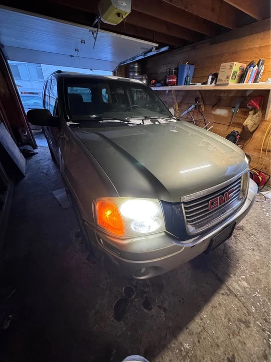 2004 GMC Envoy - Image 2 of 6