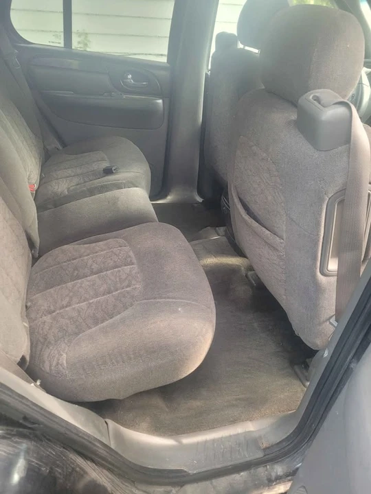 2004 GMC Envoy - Image 5 of 10