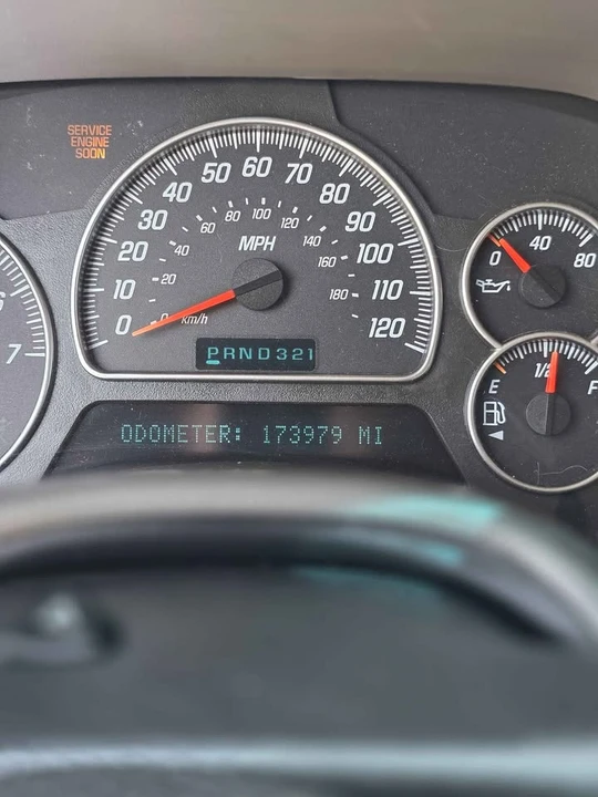 2004 GMC Envoy - Image 10 of 10