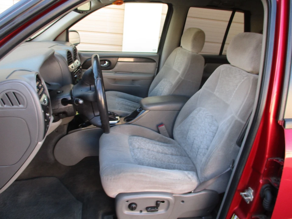 2004 GMC Envoy - Image 9 of 20