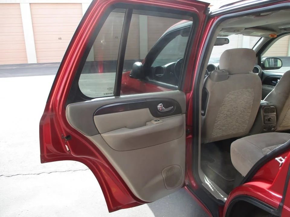 2004 GMC Envoy - Image 10 of 20