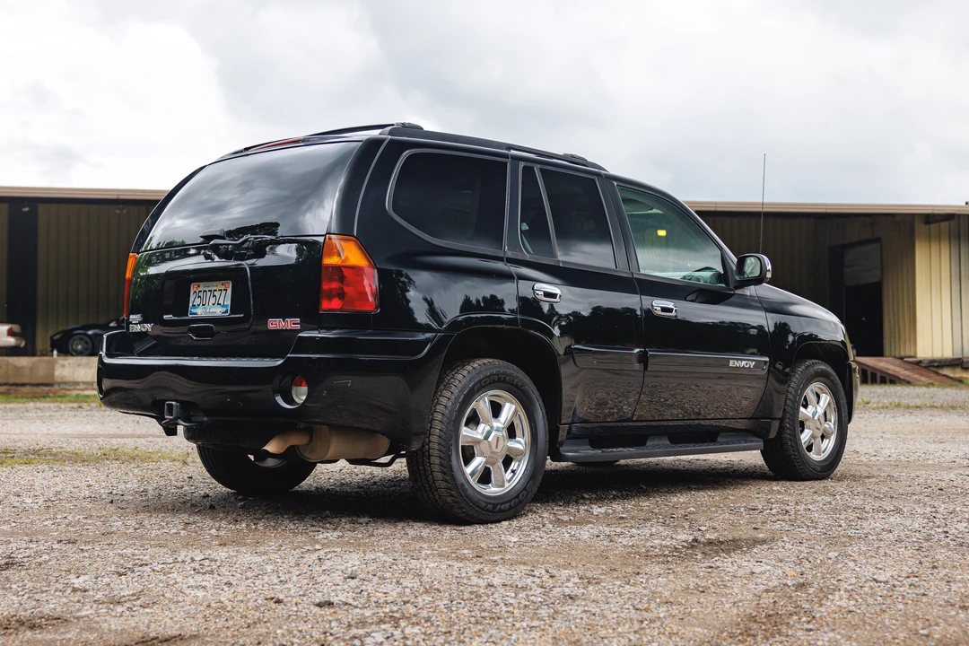 2004 GMC Envoy - Image 10 of 31
