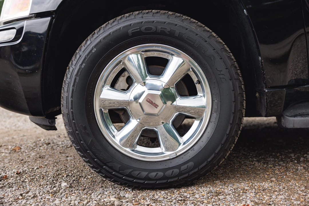 2004 GMC Envoy - Image 28 of 31