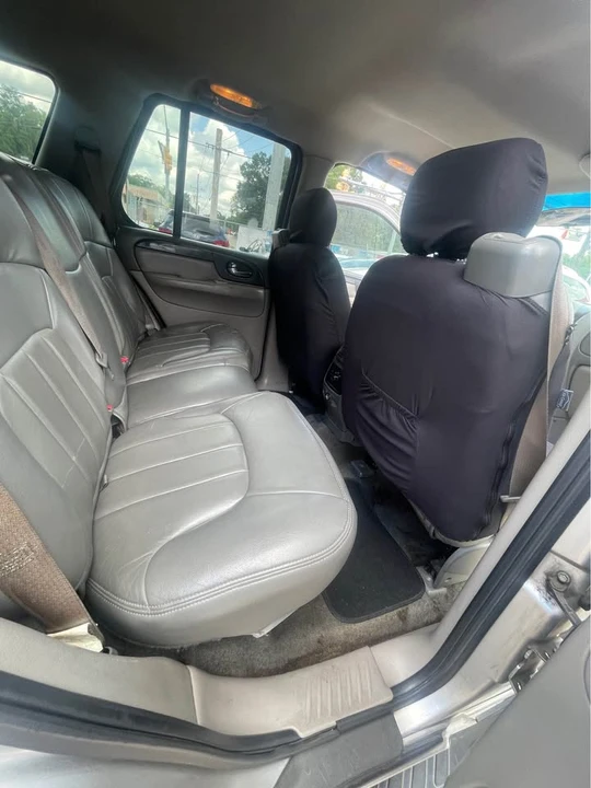 2004 GMC Envoy - Image 12 of 13