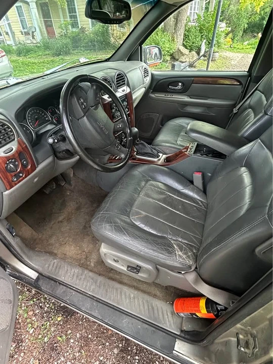2004 GMC Envoy - Image 7 of 10