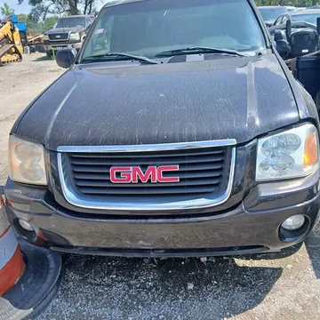 2004 GMC Envoy XL Sport Utility 4D