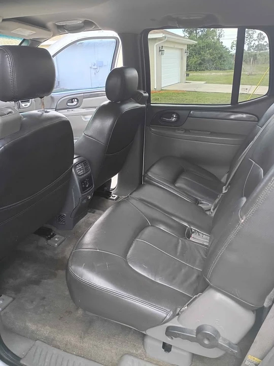 2004 GMC Envoy - Image 10 of 16