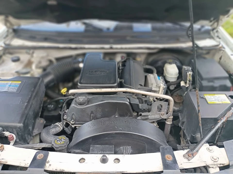 2004 GMC Envoy - Image 13 of 16