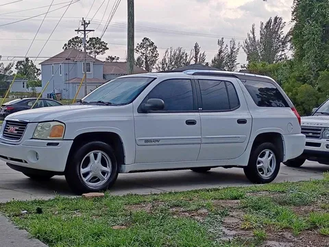 2004 GMC Envoy XUV SLE