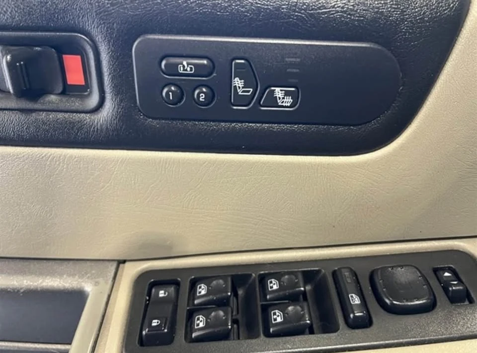 2004 GMC Hummer EV - Image 9 of 10