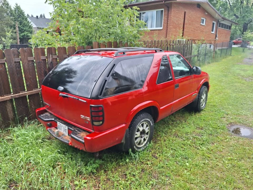 2004 GMC S-15 Jimmy 2nd Gen - Image 3 of 8