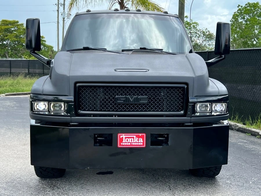 2004 GMC TopKick - Image 13 of 27