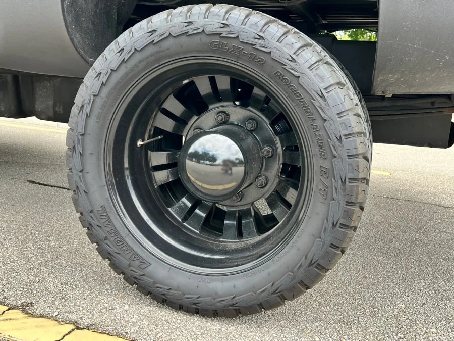 2004 GMC TopKick - Image 18 of 27
