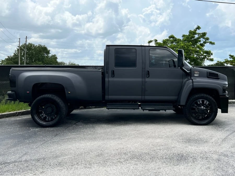 2004 GMC TopKick - Image 26 of 27