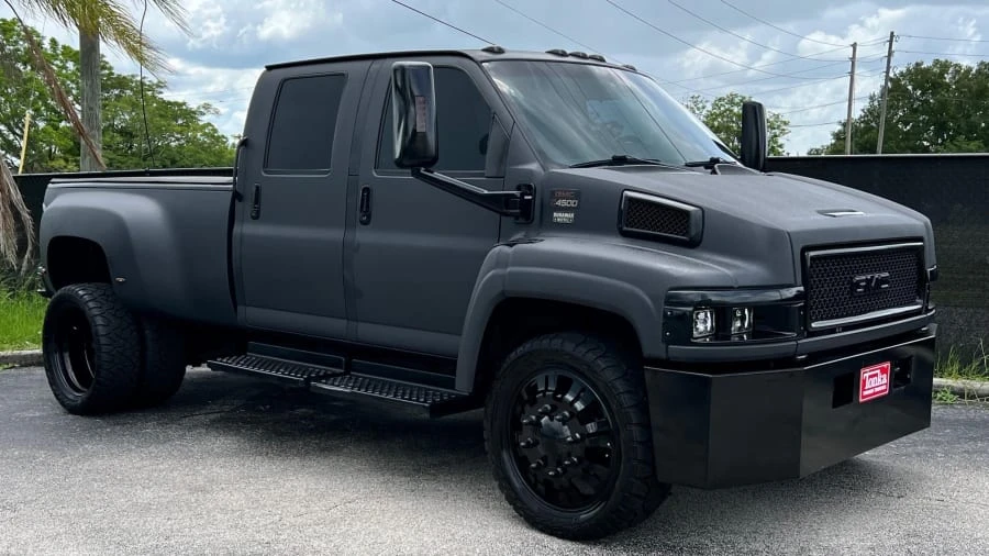 2004 GMC TopKick - Image 27 of 27