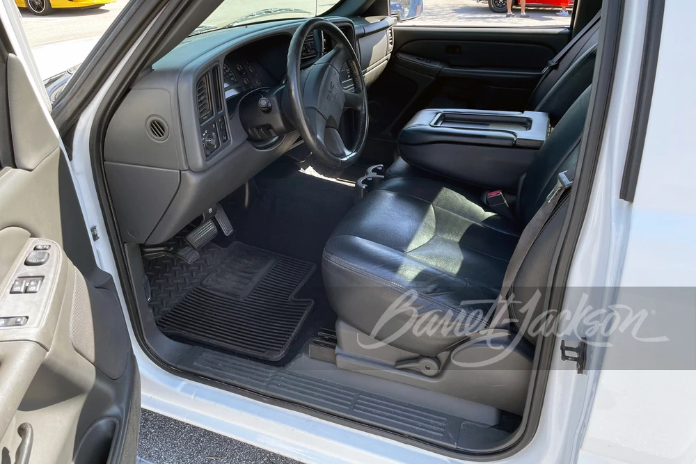 2004 GMC Sierra 2nd Gen - Image 3 of 5
