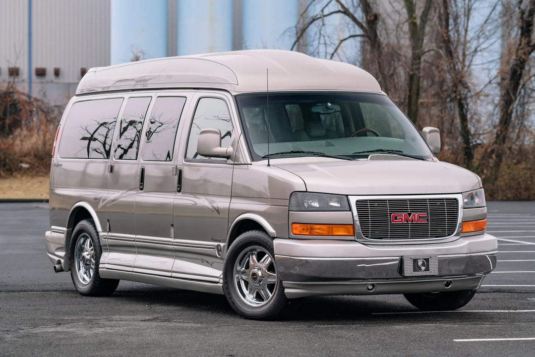 2004 GMC Savana - Image 20 of 31