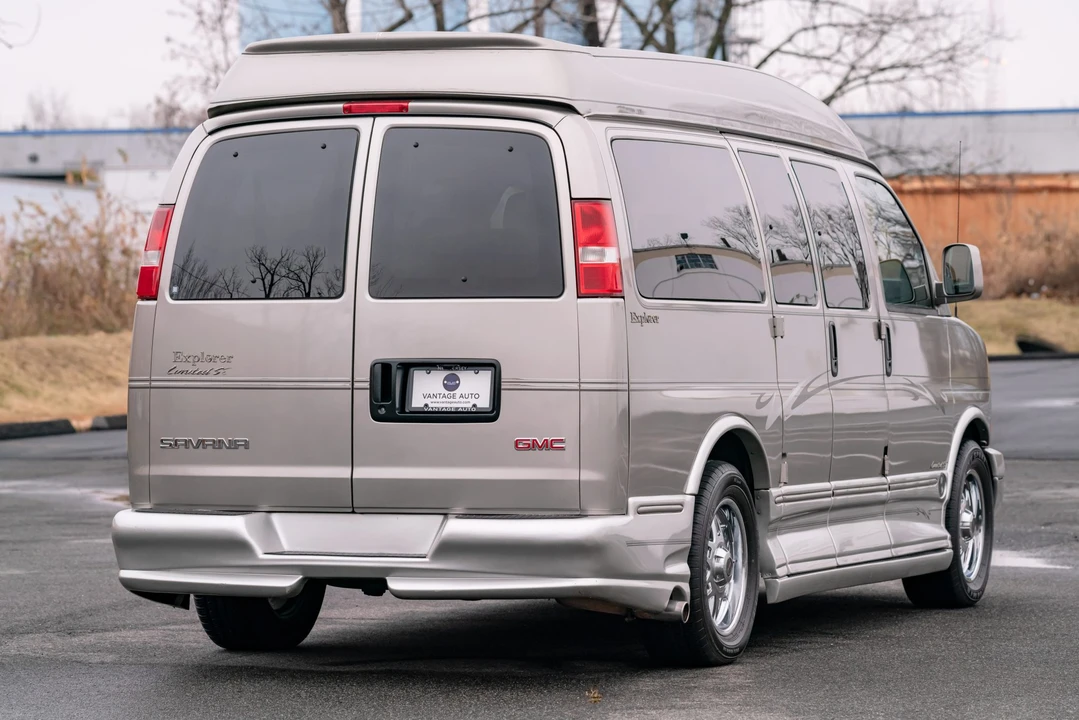 2004 GMC Savana - Image 14 of 31