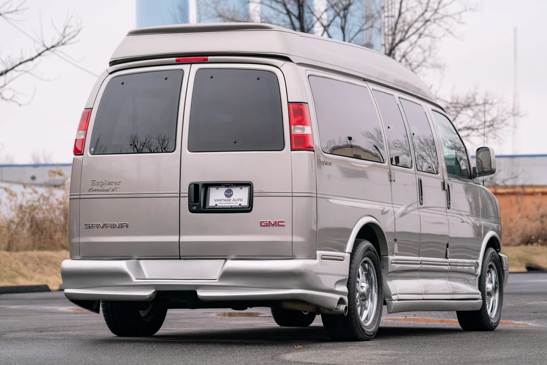 2004 GMC Savana - Image 13 of 31