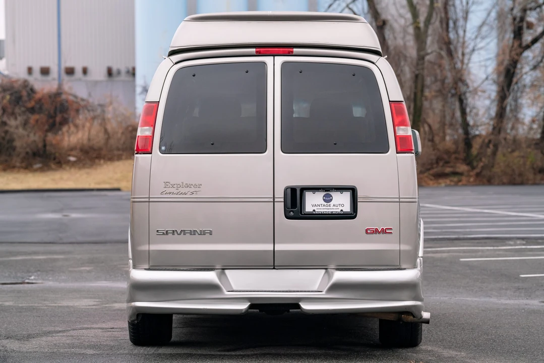 2004 GMC Savana - Image 11 of 31