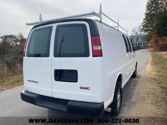 2004 GMC Savana - Image 4 of 12