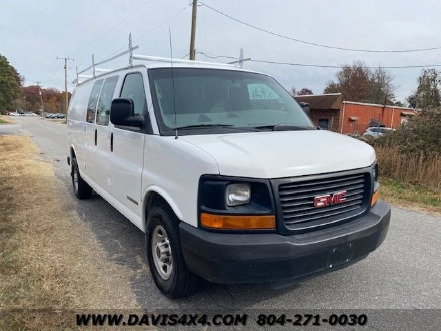 2004 GMC Savana - Image 3 of 12