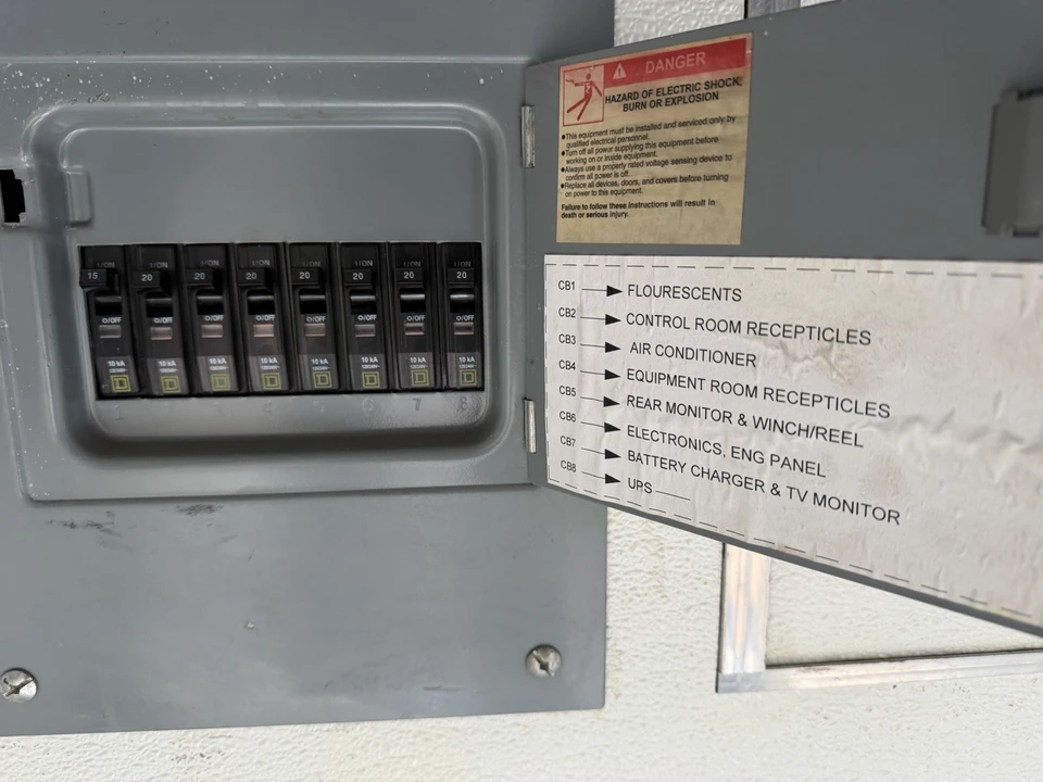 2004 GMC Savana - Image 15 of 20