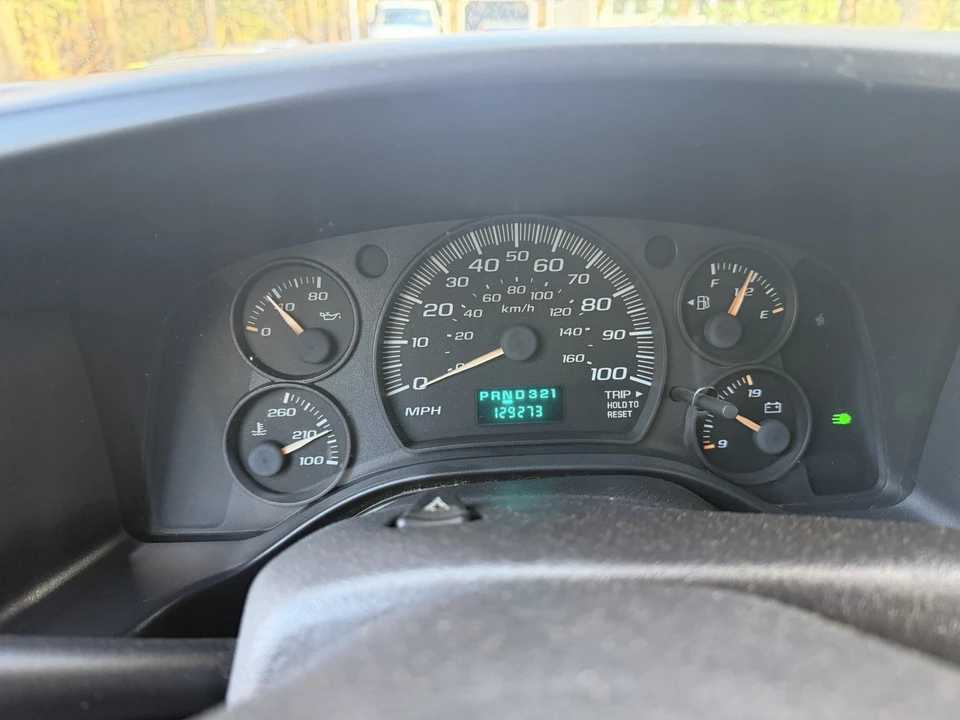 2004 GMC Savana - Image 8 of 20