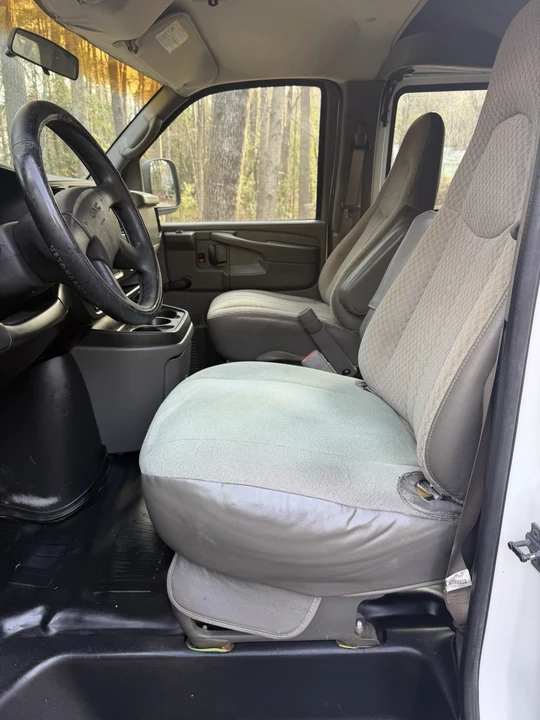 2004 GMC Savana - Image 20 of 20