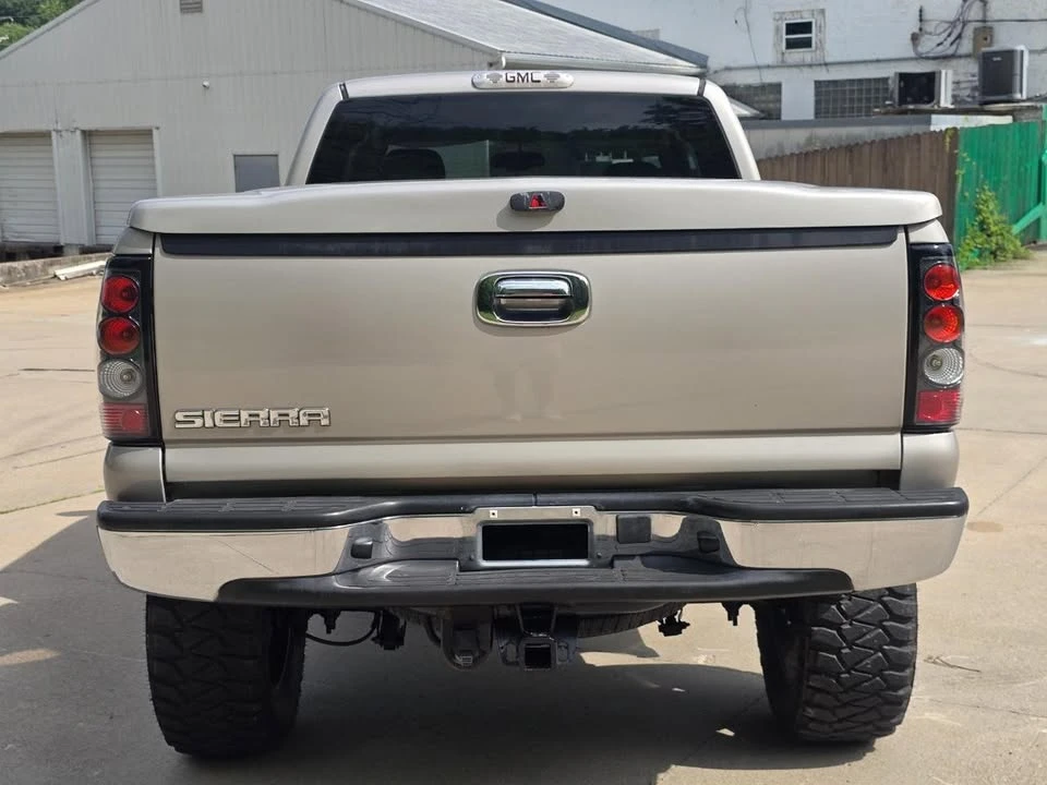 2004 GMC Sierra 2nd Gen - Image 6 of 20