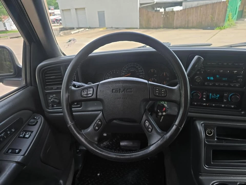 2004 GMC Sierra 2nd Gen - Image 14 of 20