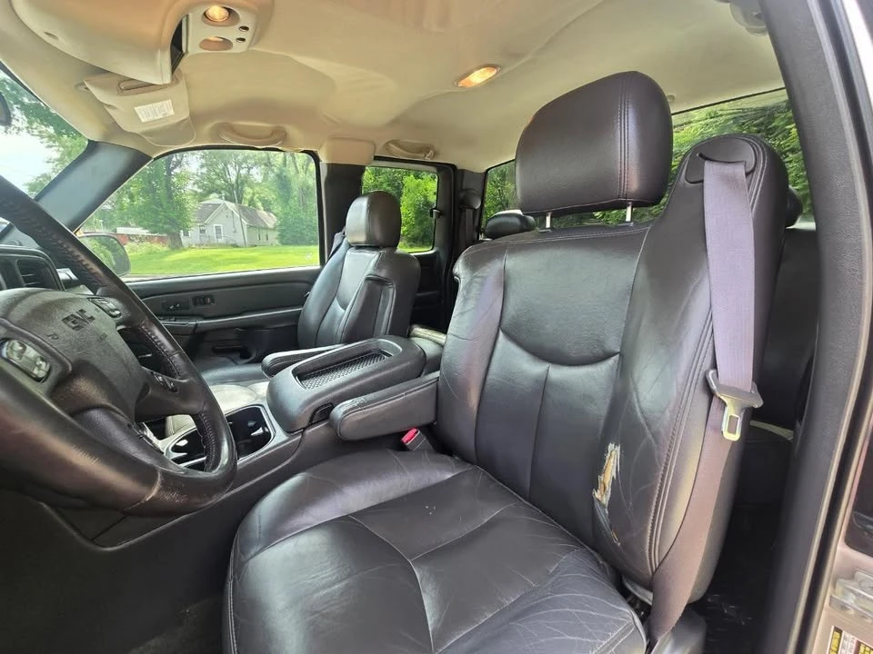 2004 GMC Sierra 2nd Gen - Image 11 of 20