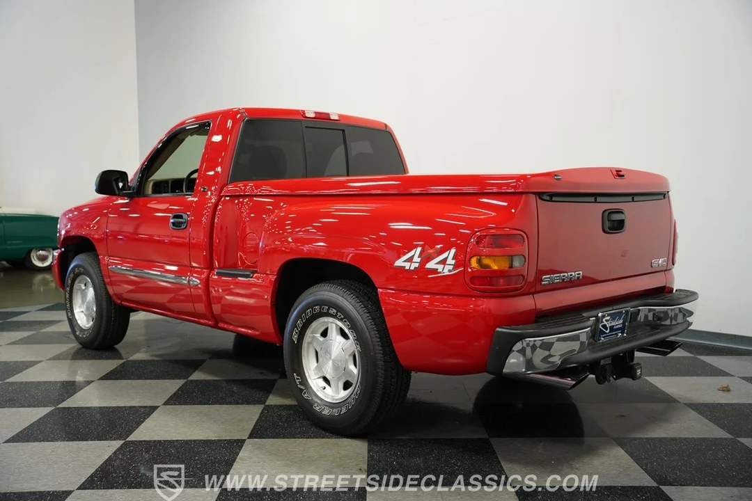2004 GMC Sierra 2nd Gen - Image 10 of 12