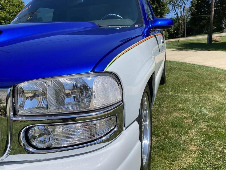 2004 GMC Sierra 2nd Gen - Image 19 of 31