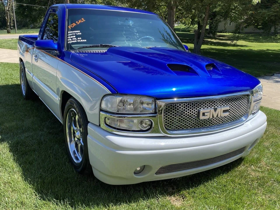 2004 GMC Sierra 2nd Gen - Image 6 of 31