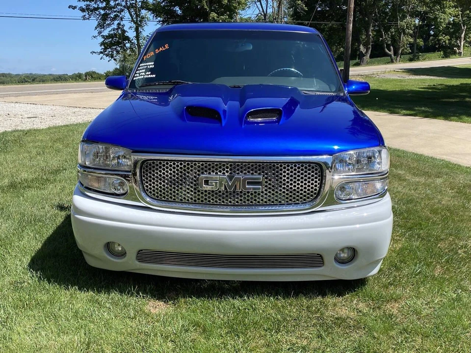 2004 GMC Sierra 2nd Gen - Image 5 of 31
