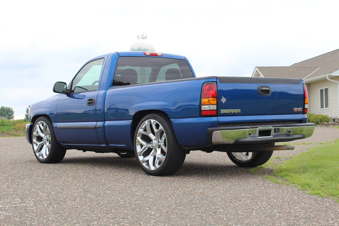 2004 GMC Sierra 2nd Gen - Image 6 of 31