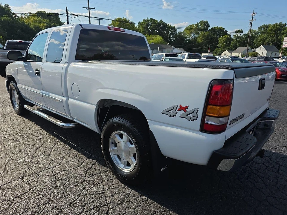 2004 GMC Sierra 2nd Gen - Image 20 of 31