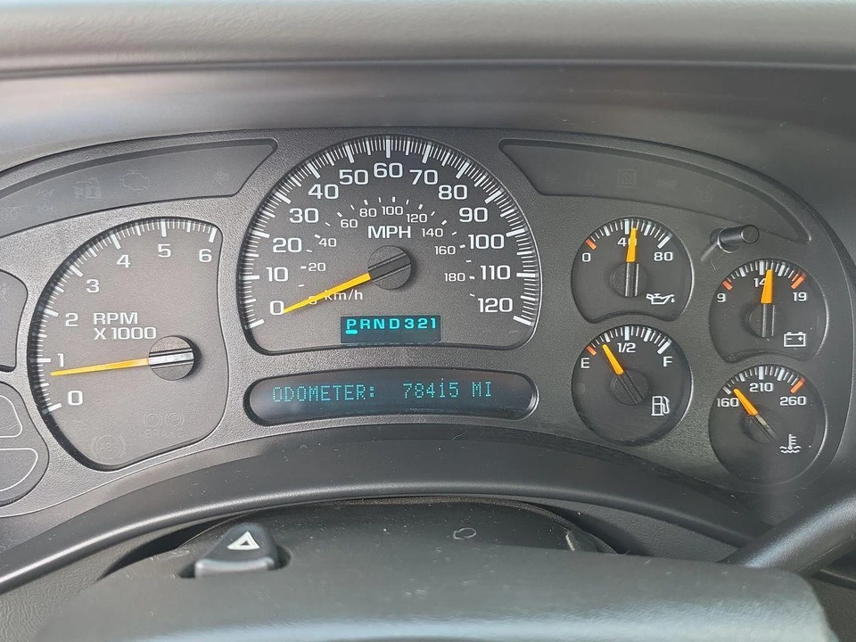 2004 GMC Sierra 2nd Gen - Image 11 of 31