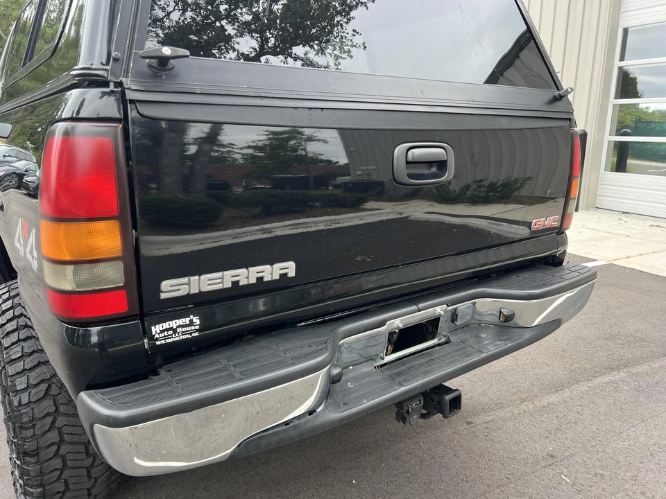2004 GMC Sierra 2nd Gen - Image 15 of 31