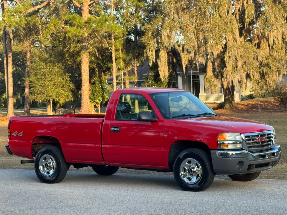 2004 GMC Sierra 1st Gen - Image 5 of 21
