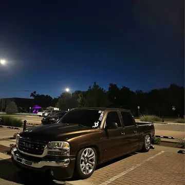 2004 GMC Sierra 1500 Crew Cab Pickup 4D 6 1/2 ft