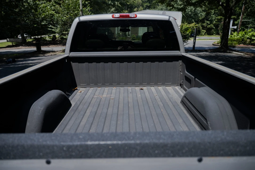2004 GMC Sierra 2nd Gen - Image 21 of 31